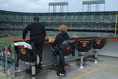 Seats honor Giants' past